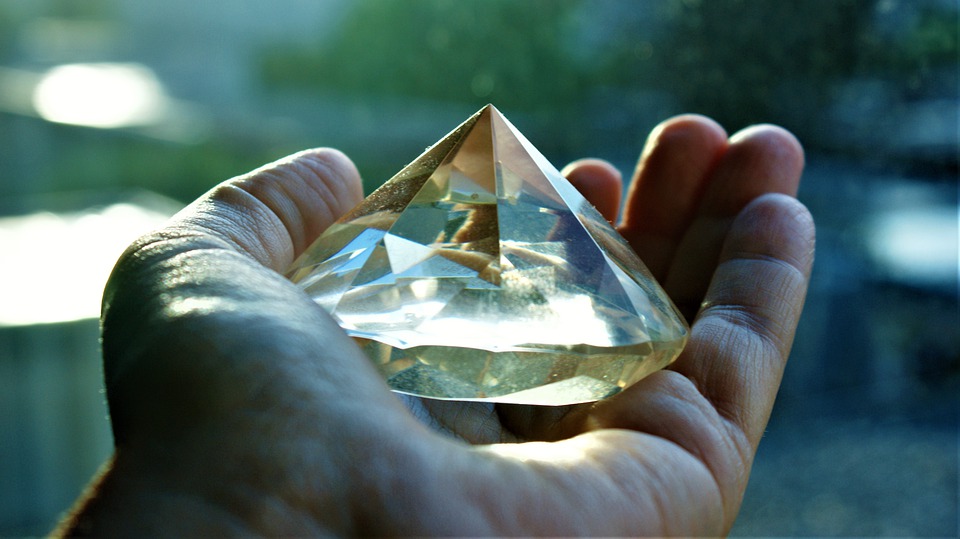pyramid crystal